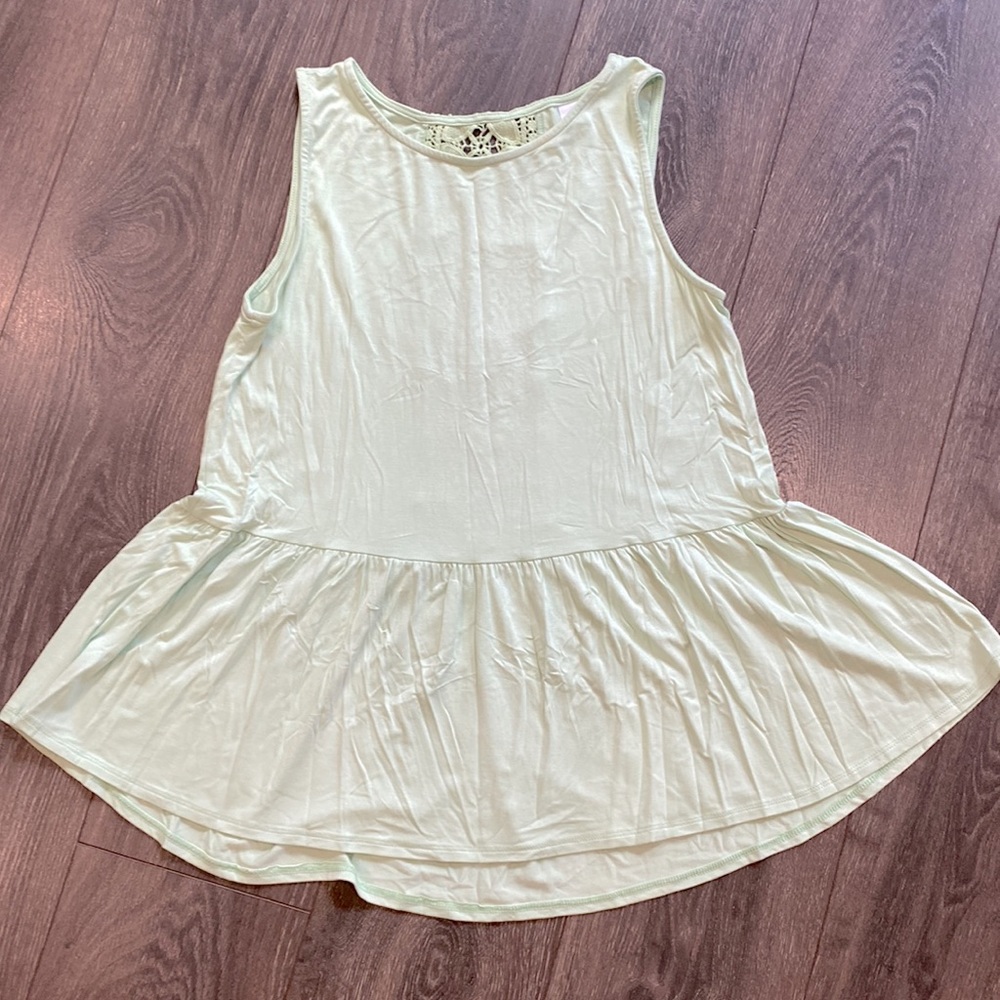 Pink Lily, size s (oversized) lace back mint green tank, never worn